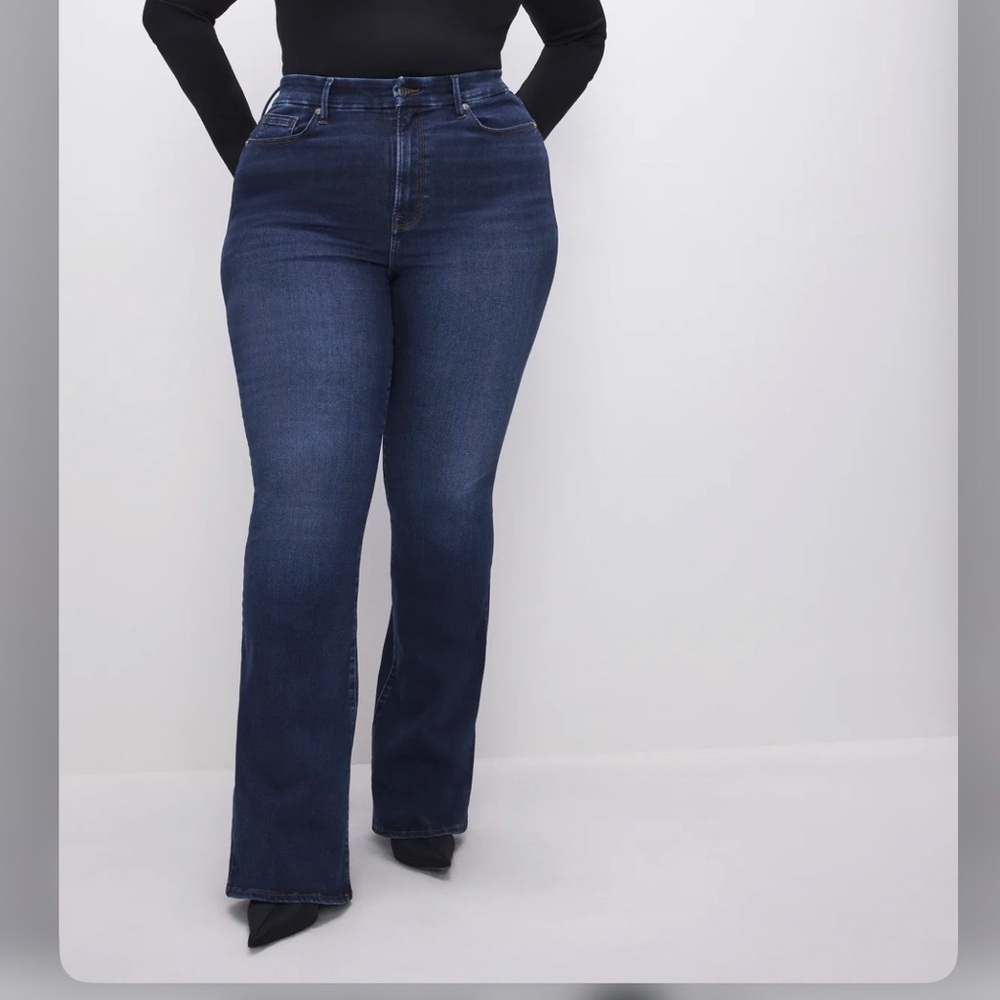 Good American always fits jeans in indigo 446